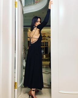 Tina Kandelaki feet photo thumbnail