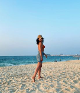 Tina Kandelaki feet photo thumbnail