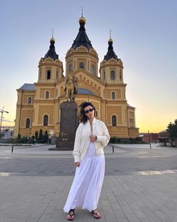 Tina Kandelaki feet photo thumbnail