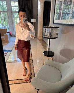 Tina Kandelaki feet photo thumbnail