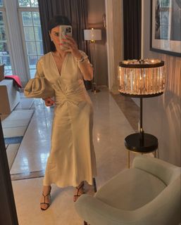 Tina Kandelaki feet photo thumbnail