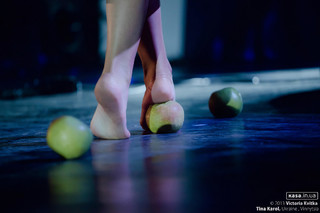 Tina Karol feet photo thumbnail