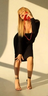 Tina Karol feet photo thumbnail