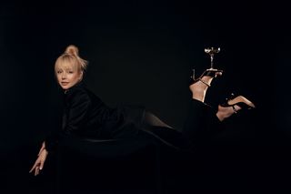 Tina Karol feet photo thumbnail