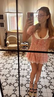 Tina Karol feet photo thumbnail