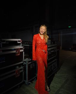 Tina Karol feet photo thumbnail