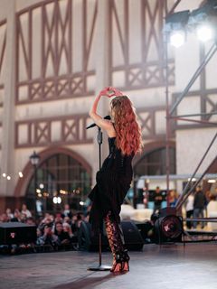 Tina Karol feet photo 14
