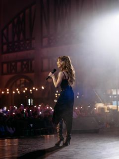 Tina Karol feet photo 13