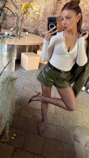 Tina Karol feet photo 12