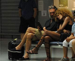 Tina Kunakey feet photo 3
