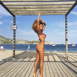 Tina Kunakey feet photo 6