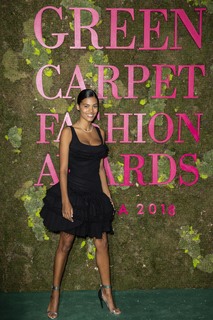 Tina Kunakey feet photo 1