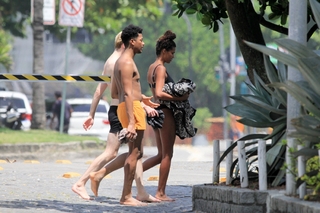 Tina Kunakey feet photo 3