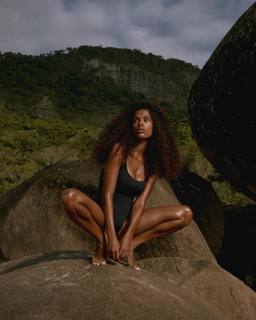 Tina Kunakey feet photo 15
