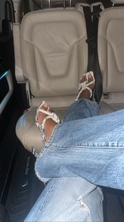 Tina Kunakey feet photo 4