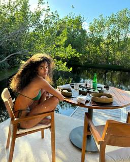 Tina Kunakey feet photo 9
