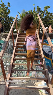 Tina Kunakey feet photo 2