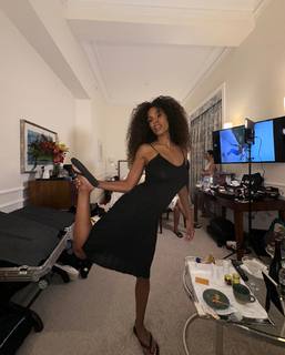 Tina Kunakey feet photo 15