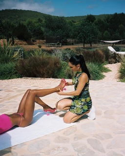 Tina Kunakey feet photo 5