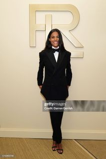 Tina Kunakey feet photo 10