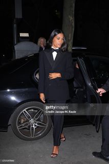 Tina Kunakey feet photo 8