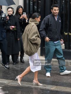 Tina Kunakey feet photo 15