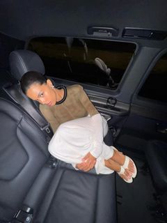 Tina Kunakey feet photo 4