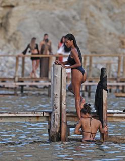 Tina Kunakey feet photo 17