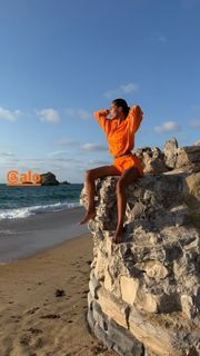 Tina Kunakey feet photo 10