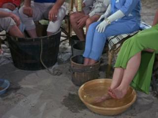 Tina Louise feet photo thumbnail