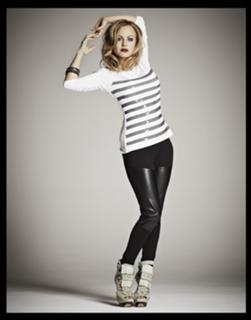 Tina O'Brien feet photo thumbnail
