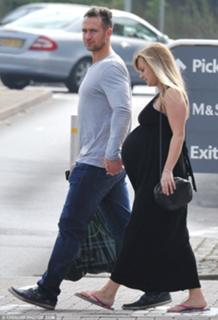 Tina O'Brien feet photo thumbnail