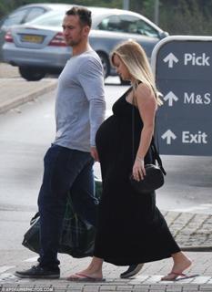 Tina O'Brien feet photo thumbnail