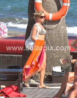 Tina O'Brien feet photo thumbnail