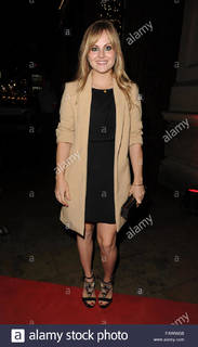Tina O'Brien feet photo thumbnail