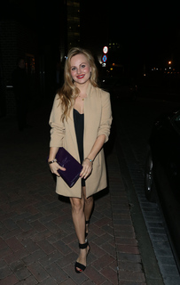 Tina O'Brien feet photo thumbnail