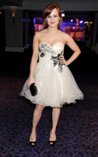 Tina O'Brien feet photo thumbnail