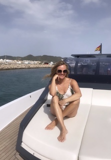 Tina O'Brien feet photo thumbnail
