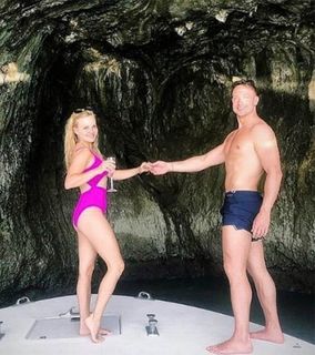 Tina O'Brien feet photo thumbnail