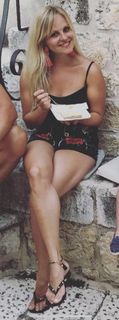 Tina O'Brien feet photo thumbnail