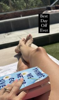 Tina O'Brien feet photo thumbnail