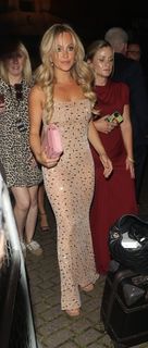 Tina O'Brien feet photo thumbnail