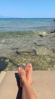 Tina O'Brien feet photo thumbnail