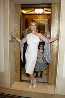 Tina Ruland feet photo thumbnail
