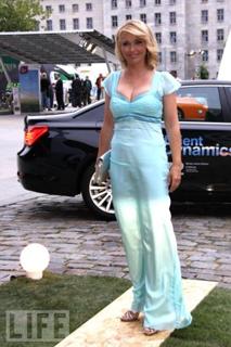 Tina Ruland feet photo thumbnail