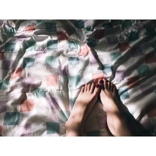 Tina Tamashiro feet photo 1