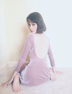 Tina Tamashiro feet photo 12