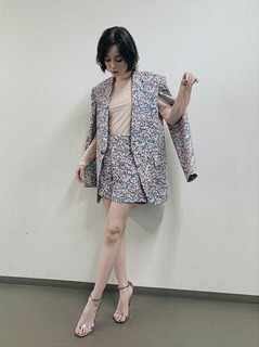 Tina Tamashiro feet photo 11