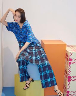 Tina Tamashiro feet photo 17