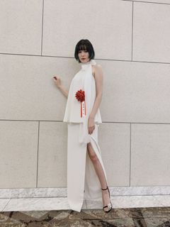 Tina Tamashiro feet photo 8